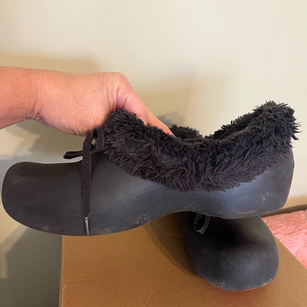 Women’s Gretel crocs clog sz 9